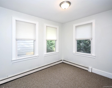 67 Glenlawn Avenue - Photo Thumbnail 12