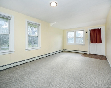 67 Glenlawn Avenue - Photo Thumbnail 4