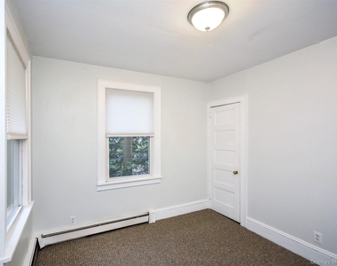 67 Glenlawn Avenue - Photo Thumbnail 13