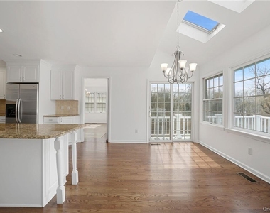 6 Dickson Lane - Photo Thumbnail 8