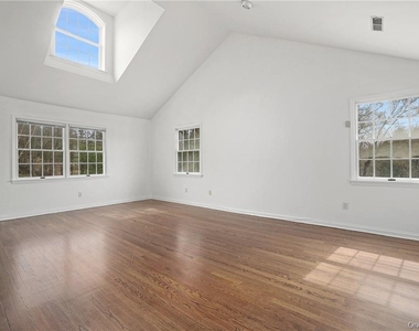 6 Dickson Lane - Photo Thumbnail 15
