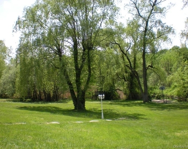 6 Dickson Lane - Photo Thumbnail 25