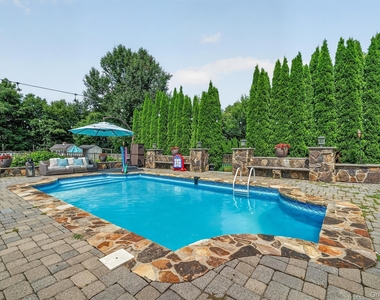 3 Canterbury Lane - Photo Thumbnail 33