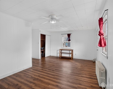 127 S Pine Avenue - Photo Thumbnail 12