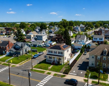 187 Main Street - Photo Thumbnail 18