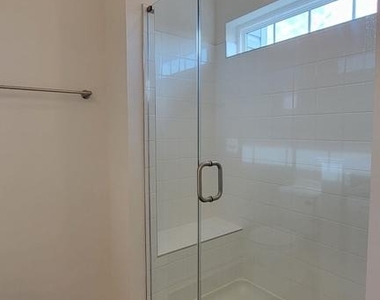 39 Stafford Place - Photo Thumbnail 22
