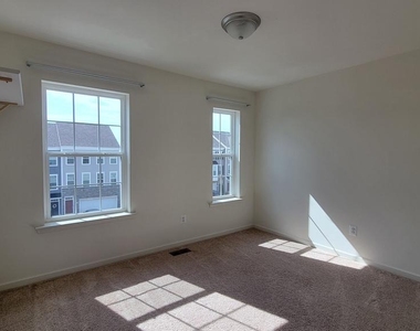 39 Stafford Place - Photo Thumbnail 28
