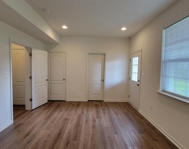 39 Stafford Place - Photo Thumbnail 29