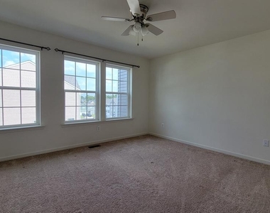 39 Stafford Place - Photo Thumbnail 19