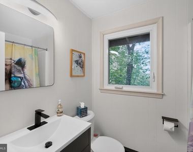 261 Rocky Spring Lane - Photo Thumbnail 22