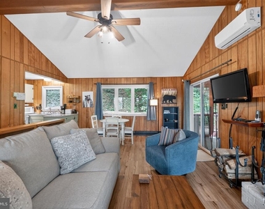 261 Rocky Spring Lane - Photo Thumbnail 14