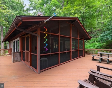 261 Rocky Spring Lane - Photo Thumbnail 2