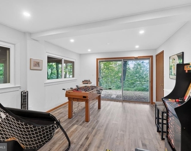 261 Rocky Spring Lane - Photo Thumbnail 31