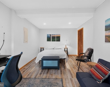 261 Rocky Spring Lane - Photo Thumbnail 27
