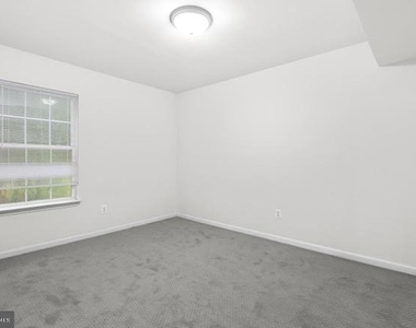 53 Bloomington Lane - Photo Thumbnail 7