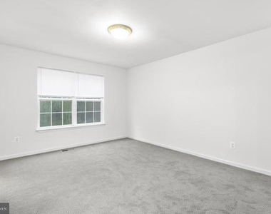 53 Bloomington Lane - Photo Thumbnail 15
