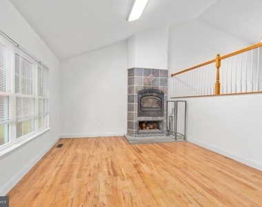 53 Bloomington Lane - Photo Thumbnail 6