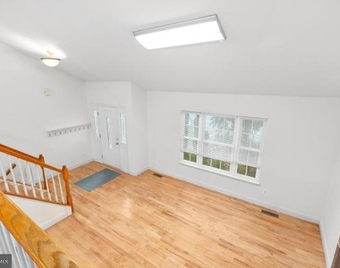 53 Bloomington Lane - Photo Thumbnail 10