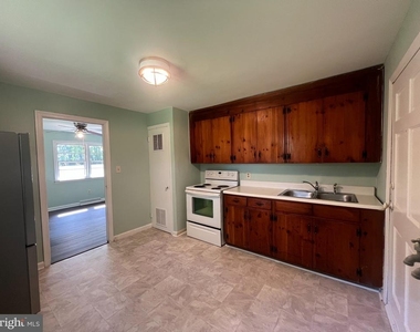 3520 Loren Drive - Photo Thumbnail 5