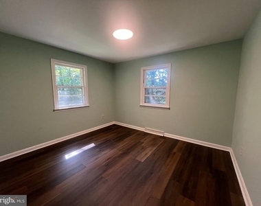 3520 Loren Drive - Photo Thumbnail 8