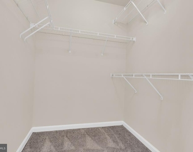 7634 Duneiden Lane - Photo Thumbnail 10