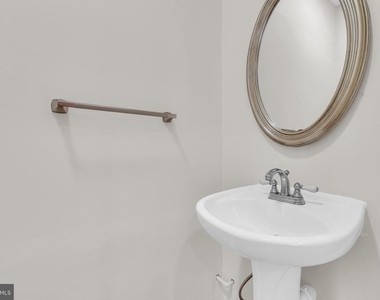 7634 Duneiden Lane - Photo Thumbnail 16