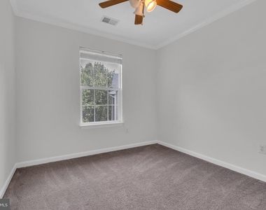 7634 Duneiden Lane - Photo Thumbnail 11