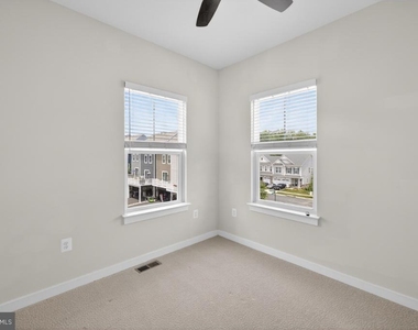 1601 Grove Chestnut Road - Photo Thumbnail 31