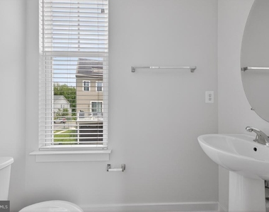 1601 Grove Chestnut Road - Photo Thumbnail 12