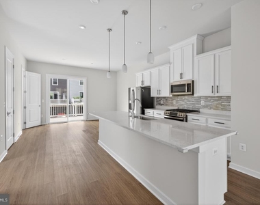 1601 Grove Chestnut Road - Photo Thumbnail 18