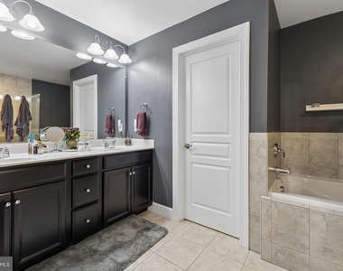 16655 Danridge Manor Drive - Photo Thumbnail 17