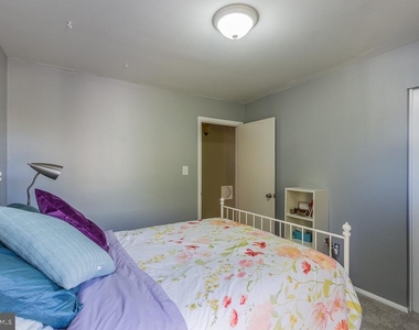 12709 Kingsbury Court - Photo Thumbnail 16