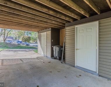 12709 Kingsbury Court - Photo Thumbnail 27