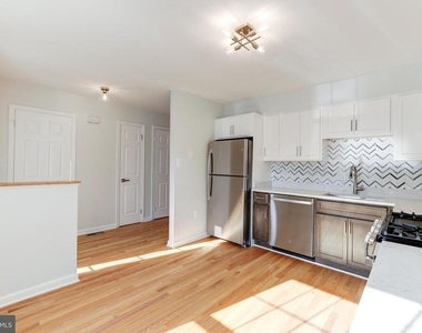 1883 Inglebrook Drive - Photo Thumbnail 10