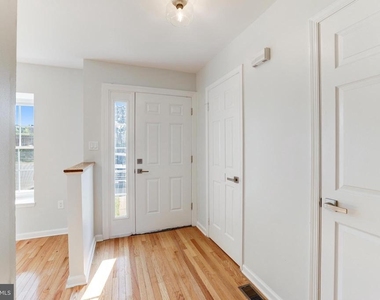1883 Inglebrook Drive - Photo Thumbnail 14