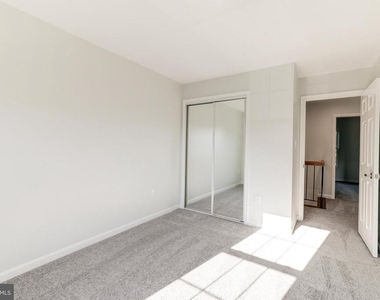 1883 Inglebrook Drive - Photo Thumbnail 34