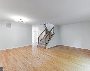 1883 Inglebrook Drive - Photo Thumbnail 16