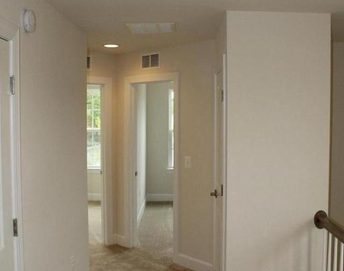 10665 Hinton Way - Photo Thumbnail 11