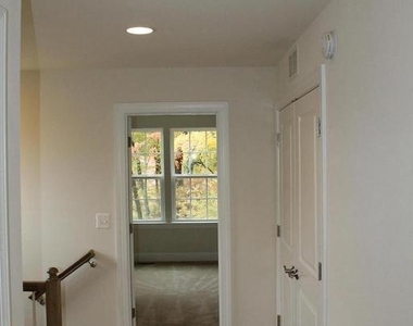 10665 Hinton Way - Photo Thumbnail 12