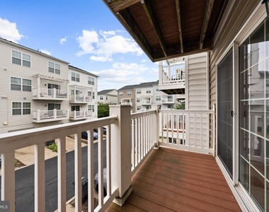 15259 Leicestershire Street - Photo Thumbnail 24