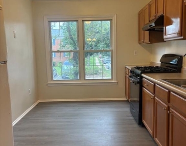 9524 Covington Place - Photo Thumbnail 10