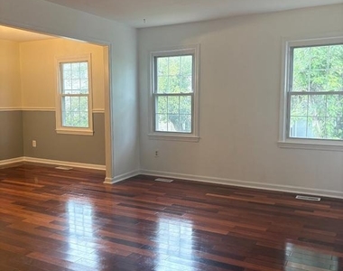 9524 Covington Place - Photo Thumbnail 6
