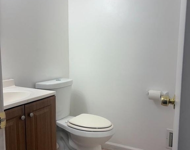 9524 Covington Place - Photo Thumbnail 15