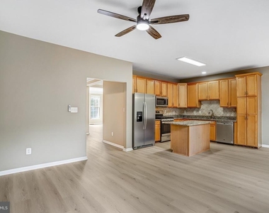 21365 Hansberry Terrace - Photo Thumbnail 14