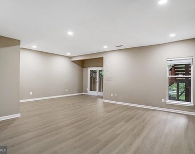 21365 Hansberry Terrace - Photo Thumbnail 32