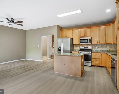 21365 Hansberry Terrace - Photo Thumbnail 16