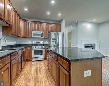 42988 Mill Race Terrace - Photo Thumbnail 10