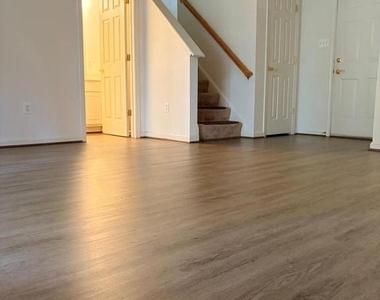 21784 Oakville Terrace - Photo Thumbnail 22