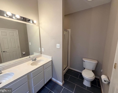 21784 Oakville Terrace - Photo Thumbnail 17