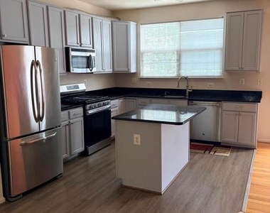 21784 Oakville Terrace - Photo Thumbnail 8